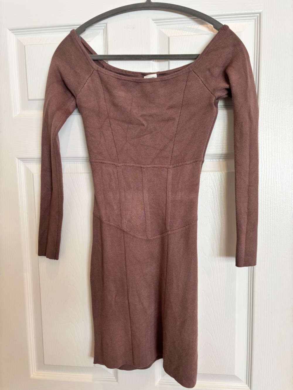 Abercrombie & Fitch Off-Shoulder Long Sleeve Dress in Mauve